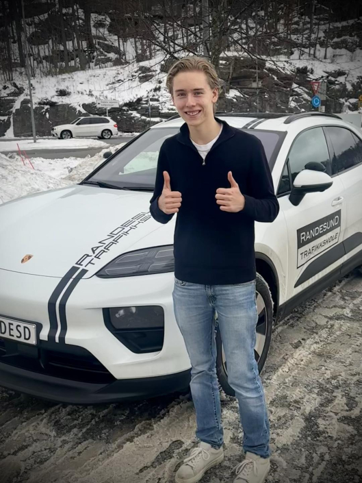 Starttilbud på kjøretimer hos Randesund trafikkskole